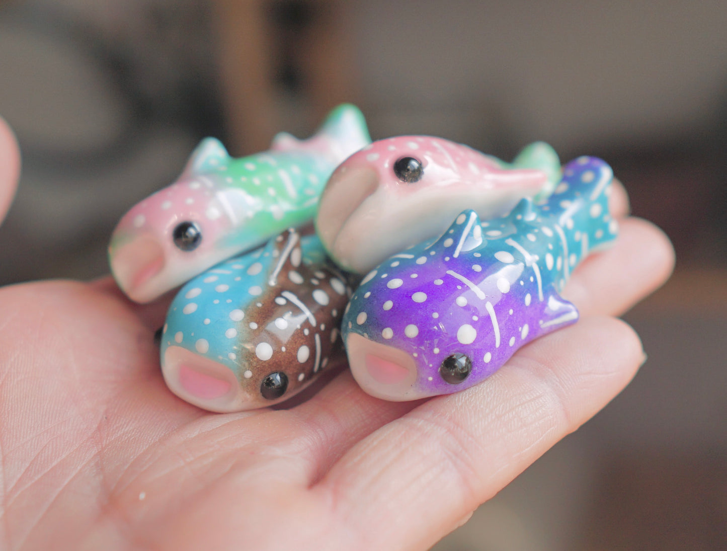 Colorful whale shark figurine - (magnetic)