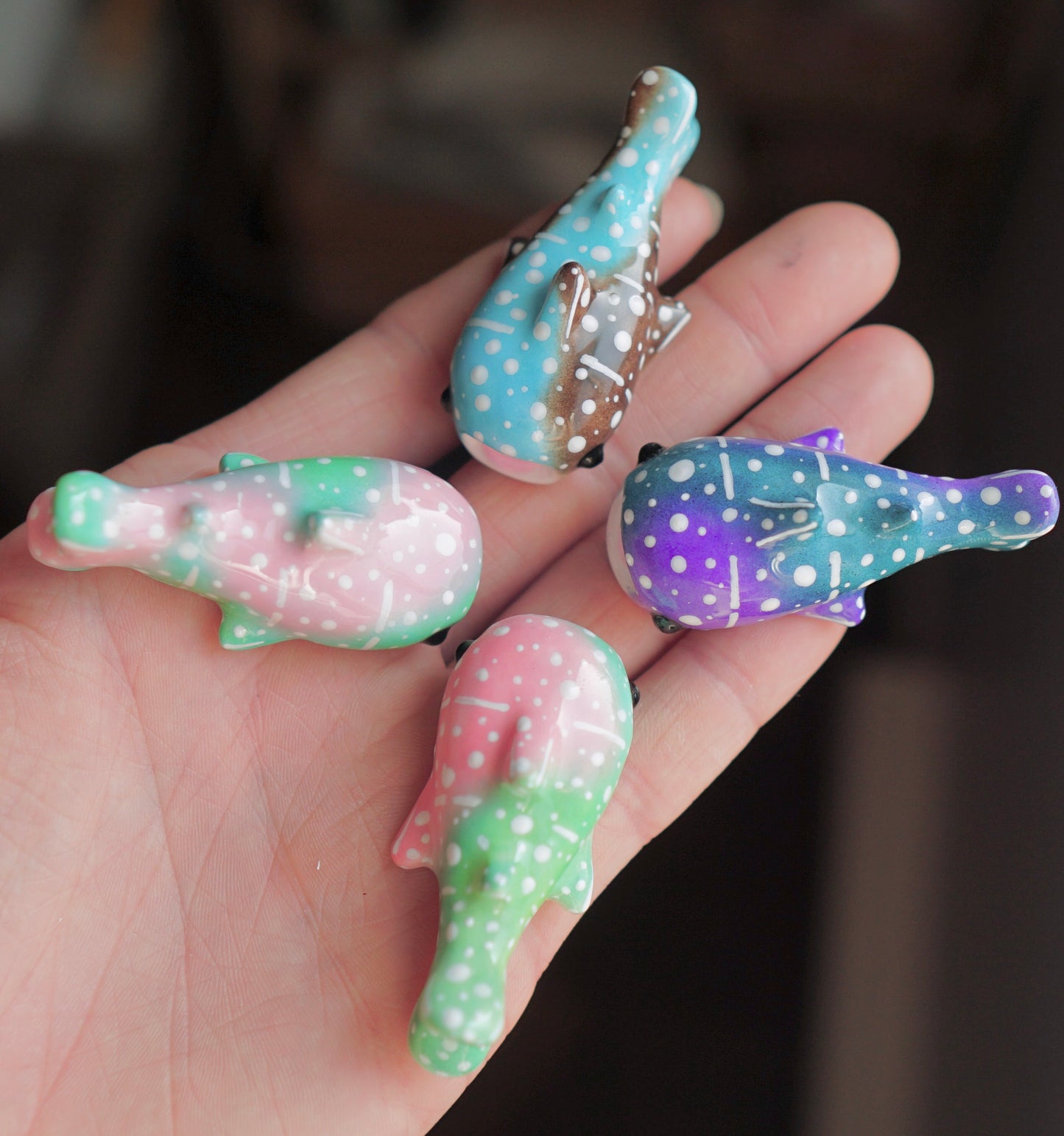 Colorful whale shark figurine - (magnetic)