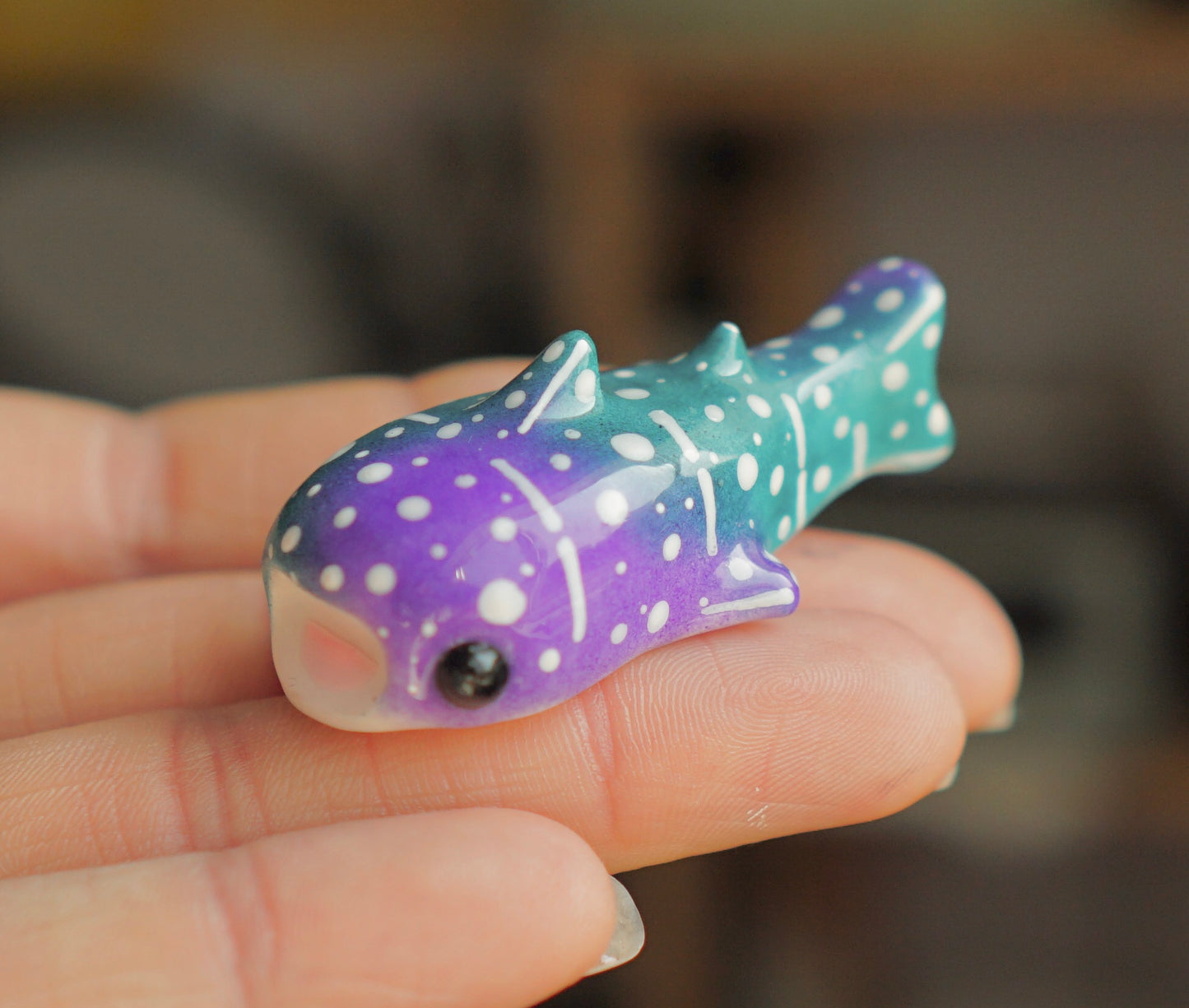 Colorful whale shark figurine - (magnetic)