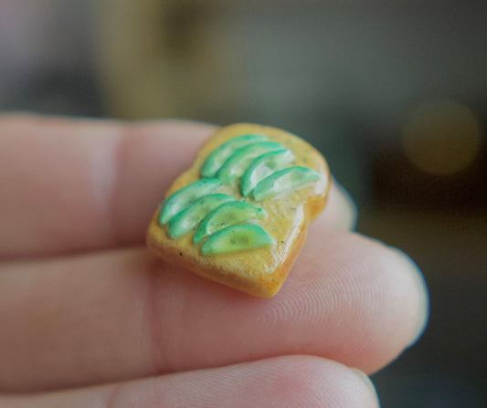 Avocado toast magnet - polymer clay