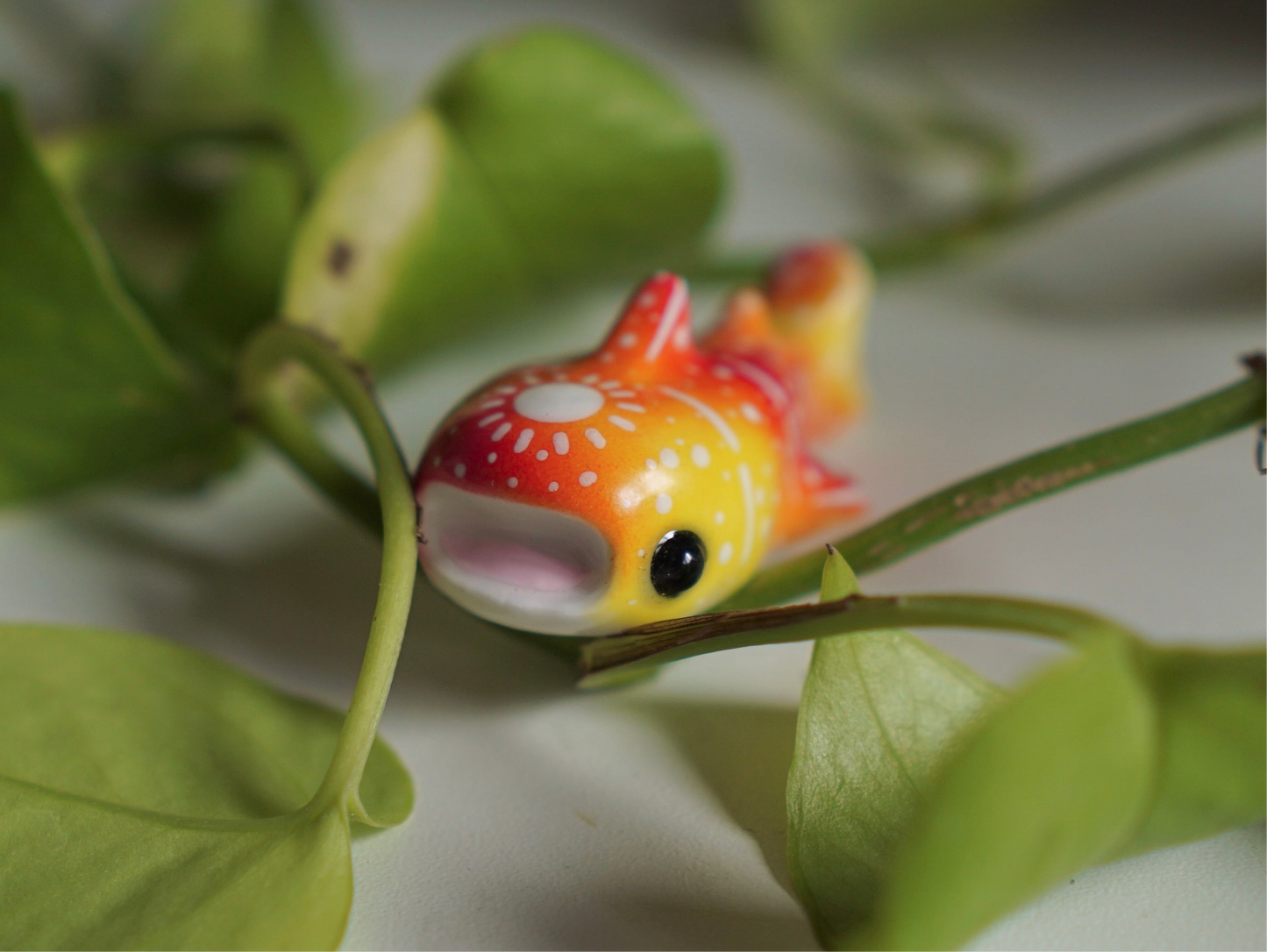 Sunset whale shark figurine (non-magnetic)